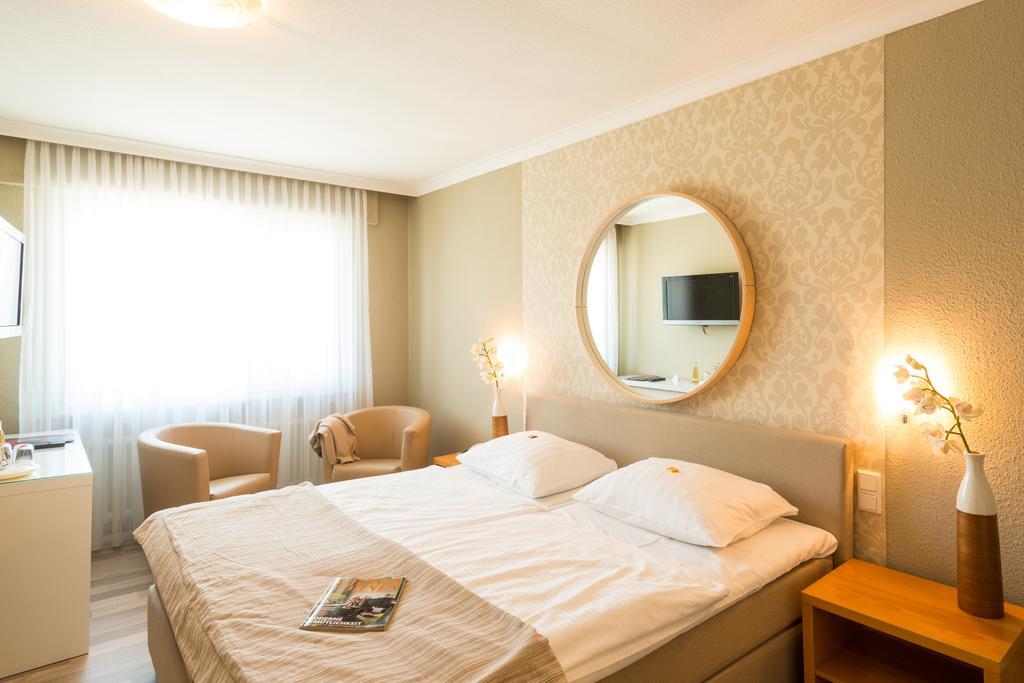 Hotel Ahrbella Bad Neuenahr-Ahrweiler Pokój zdjęcie