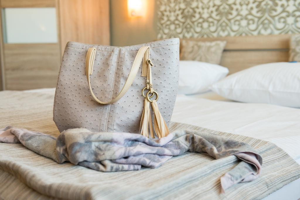 Hotel Ahrbella Bad Neuenahr-Ahrweiler Pokój zdjęcie